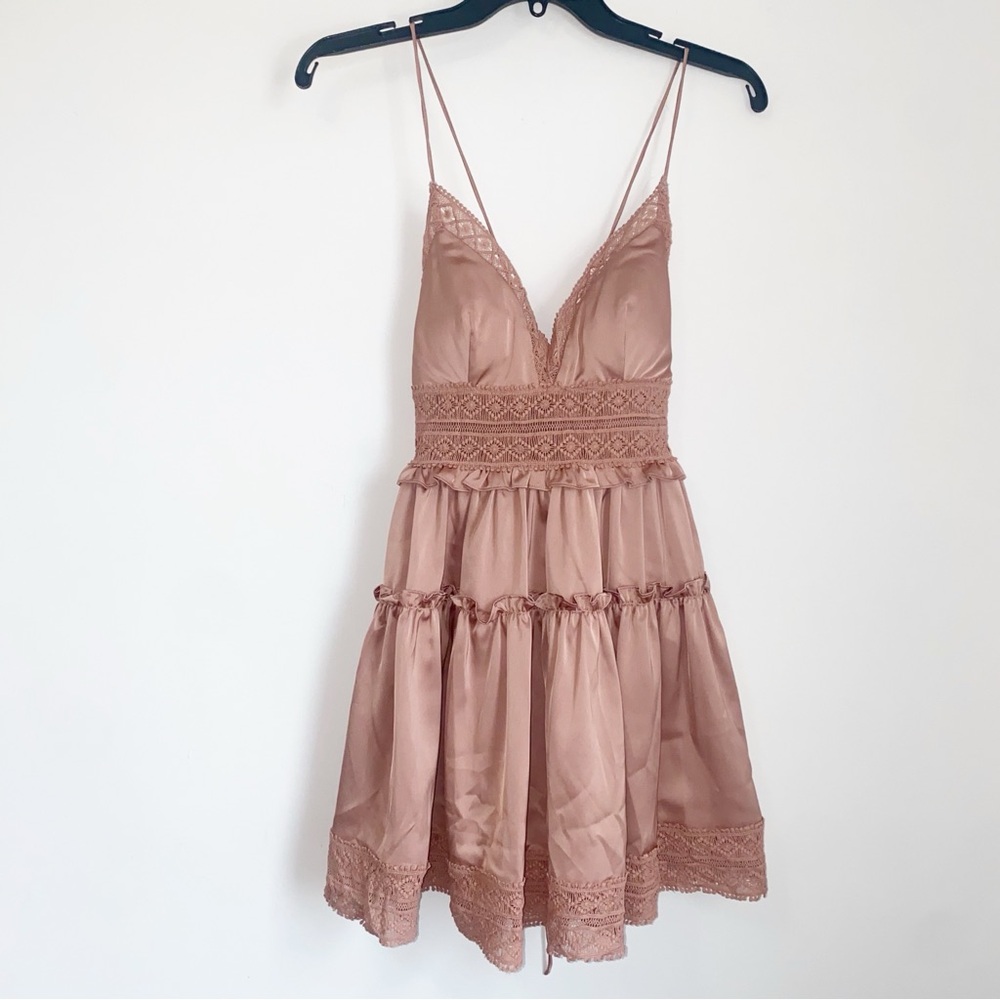 NWT Nalina Lima Satin Mini Dress Crochet Trim Rose/Mauve